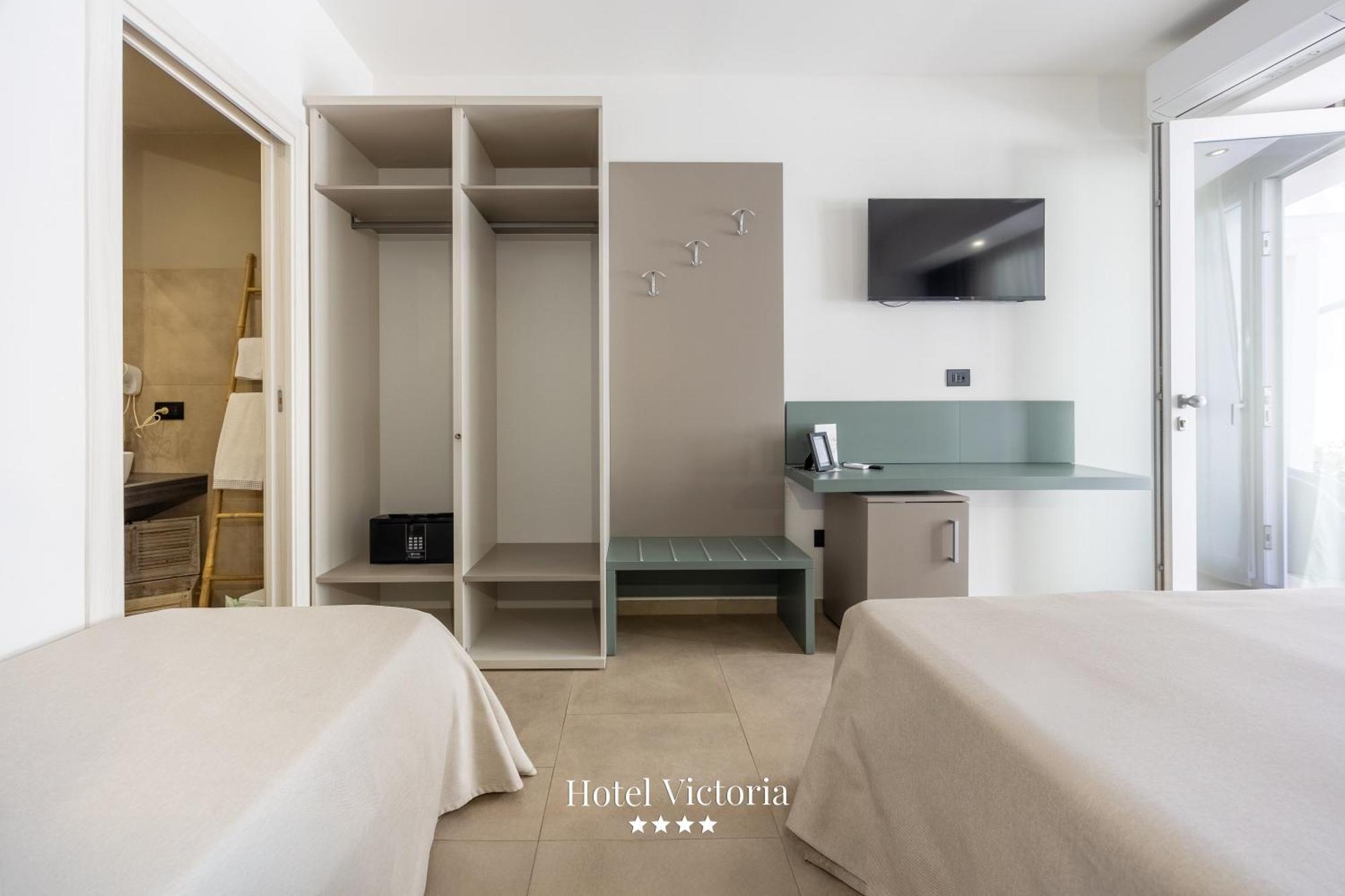 Hotel Victoria Torre Santa Sabina Exteriör bild