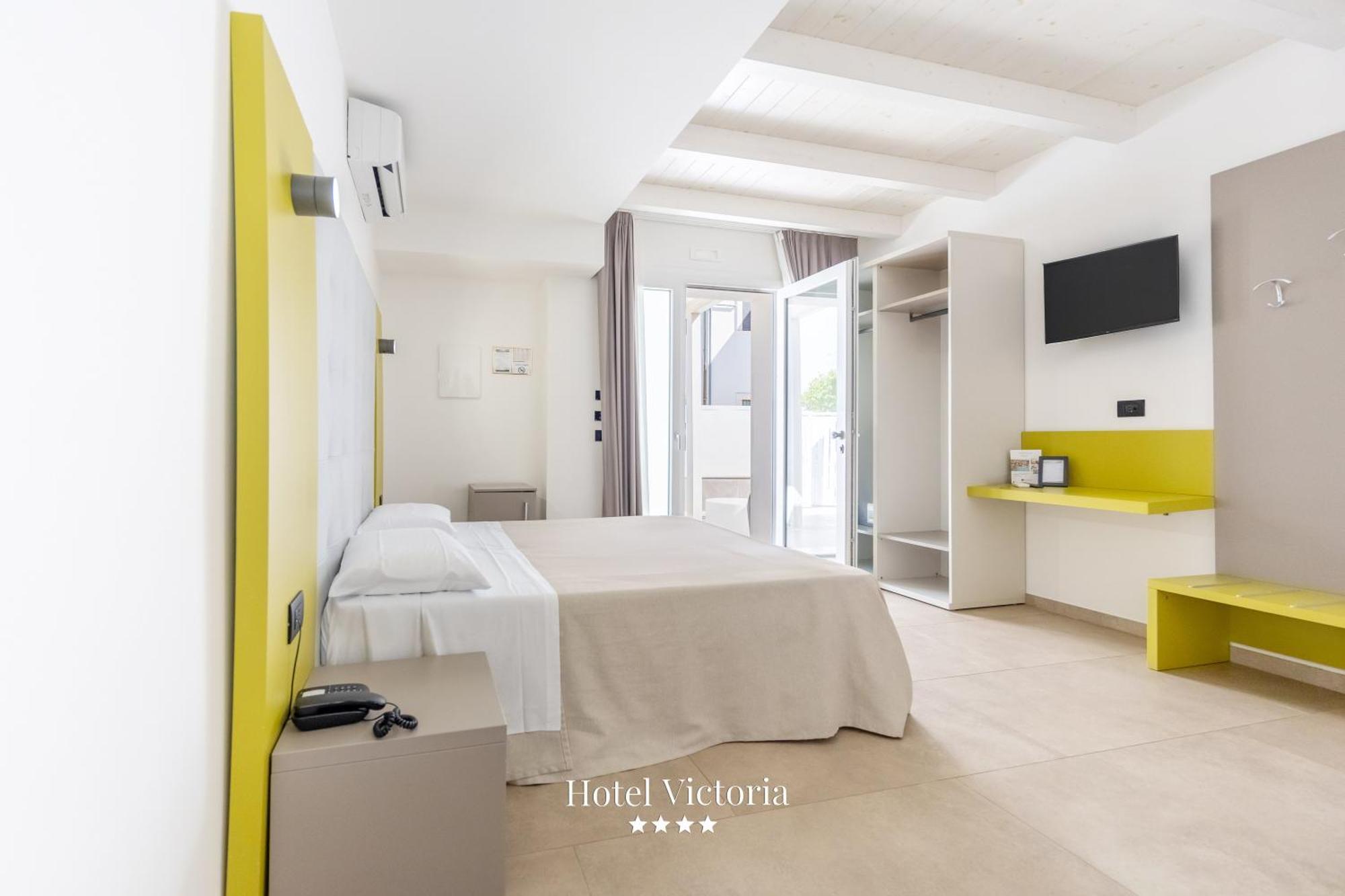 Hotel Victoria Torre Santa Sabina Exteriör bild